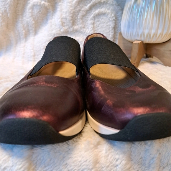 Vionic Cadee Mary Jane Sneakers Wine Metallic Slip On Comfort Shoes Sz 9.5 - Picture 5 of 15